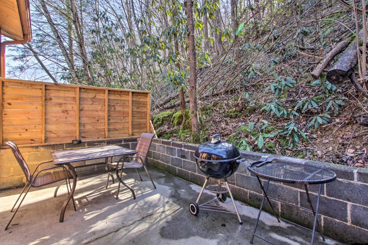Villa Couples Cabin Great Smoky Arts And Crafts Community à Gatlinburg Extérieur photo